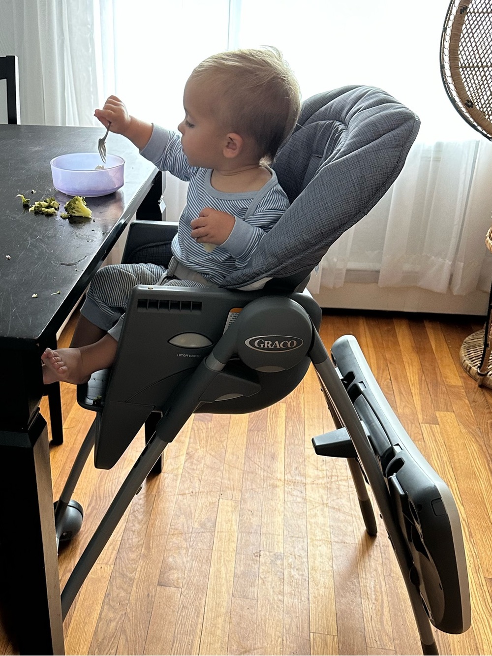 Graco table to table Convertible High Chair folding